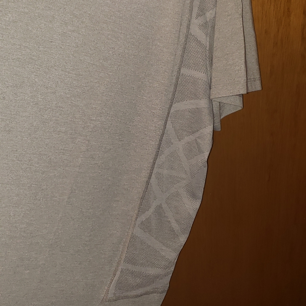 Under armour mens 3xl threadborne tshirt nwt
